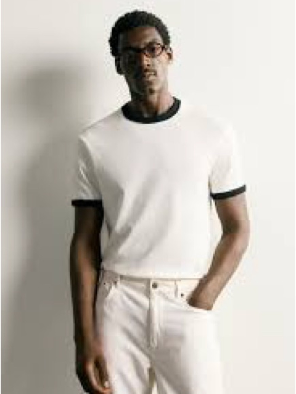Zara White Short Sleeve Crewneck Tee with Black Trim